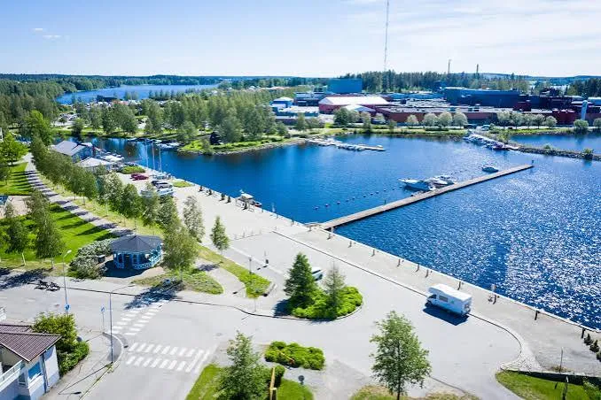 Tästä löydät Cargo Teamin kaikki yhteystiedot: